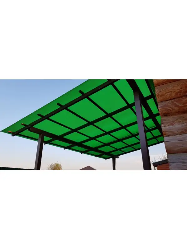 zelený komůrkový polykarbonát