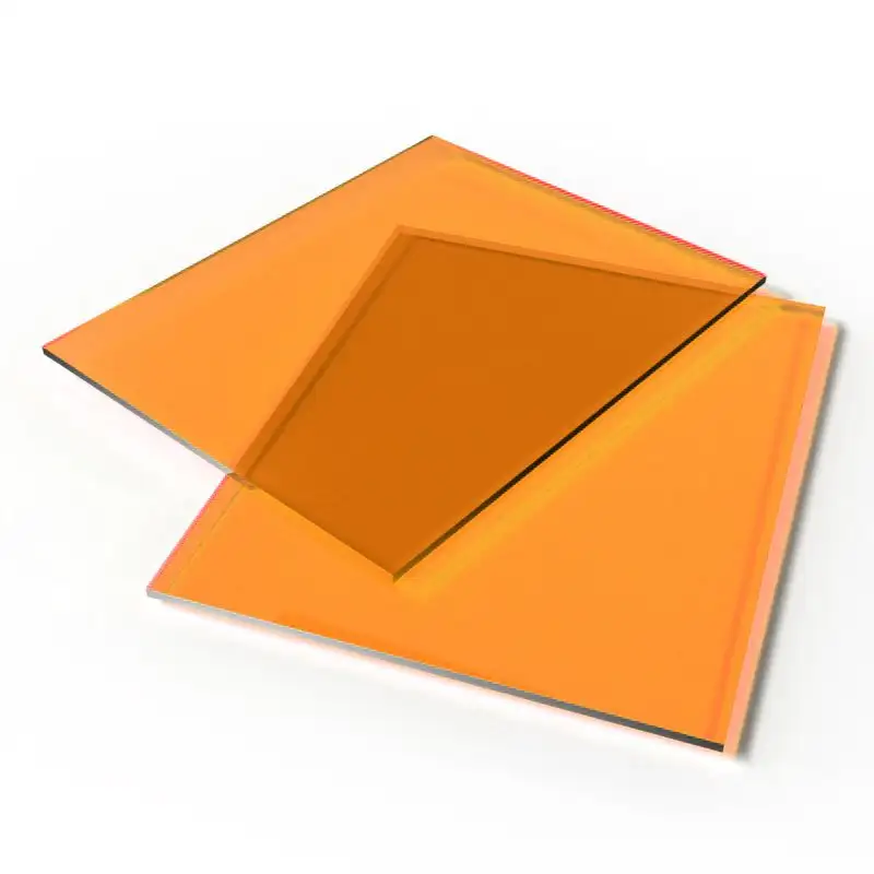 Поликарбонат домой 5 .476