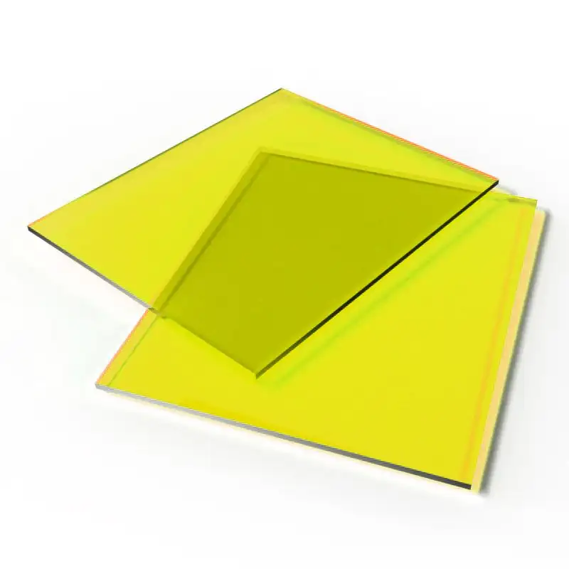 Поликарбонат домой 3 .476